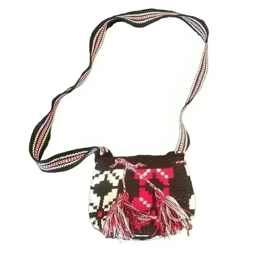 𝅺Peruvian Girl's Crocheted Handbag New w/o Tags